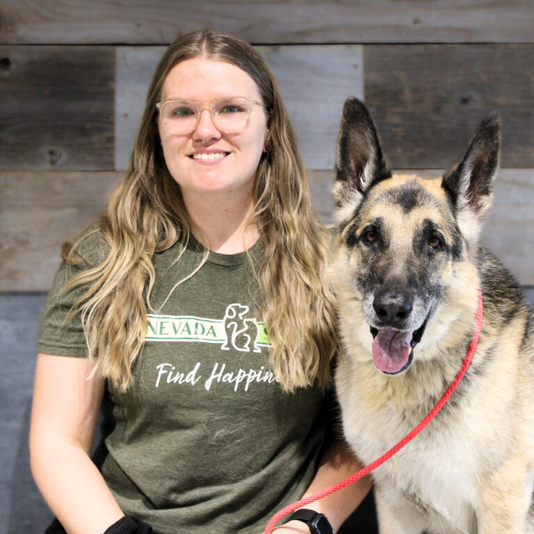 Elizabeth Wade | Licensed Veterinary Technician